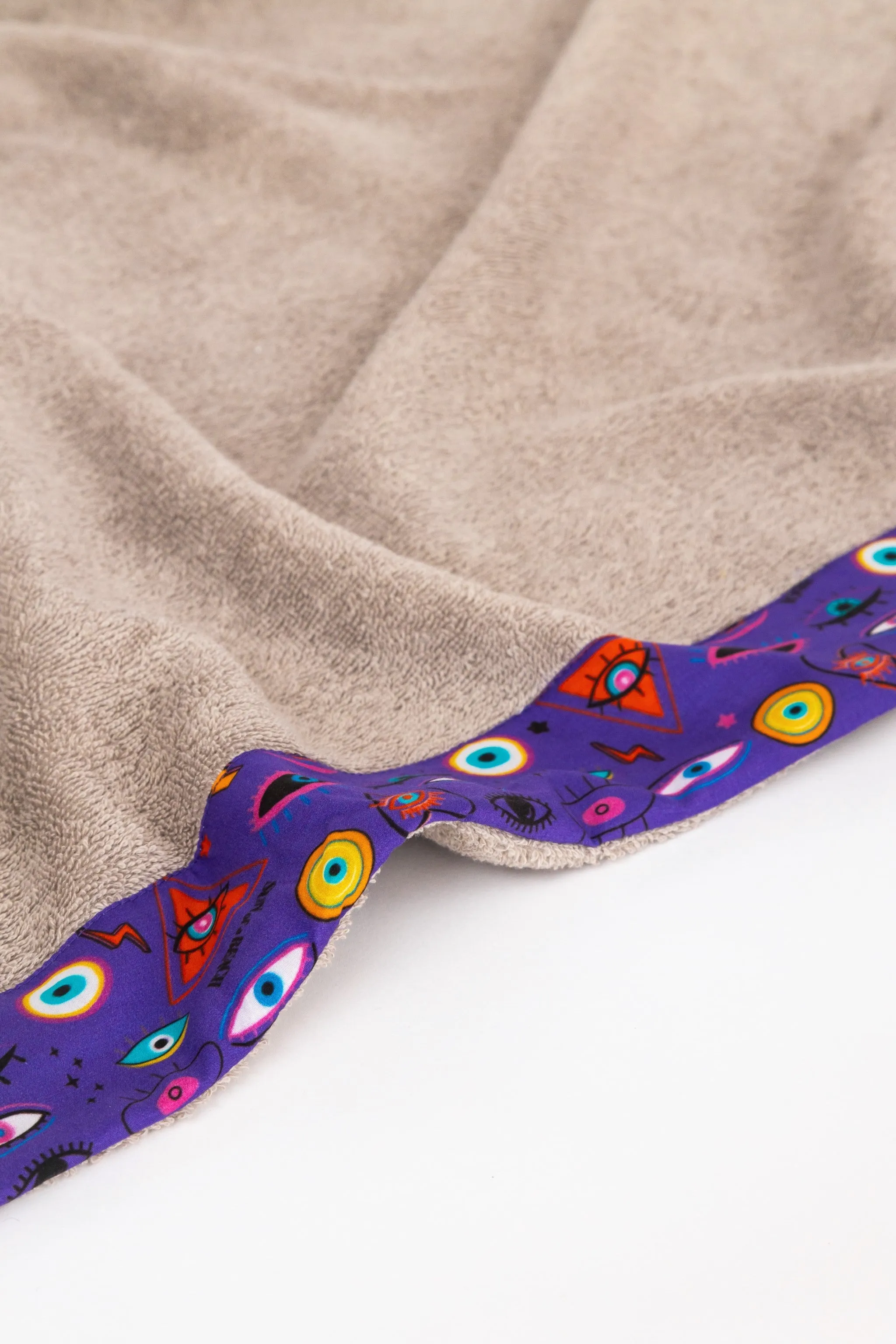 Lisie's Eyes | Head 2 Toe Beach Towel