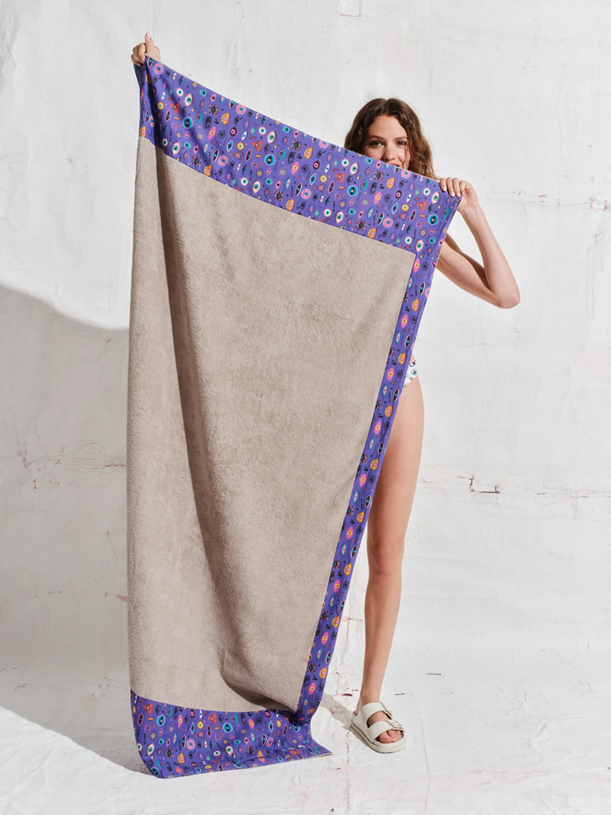 Lisie's Eyes | Head 2 Toe Beach Towel