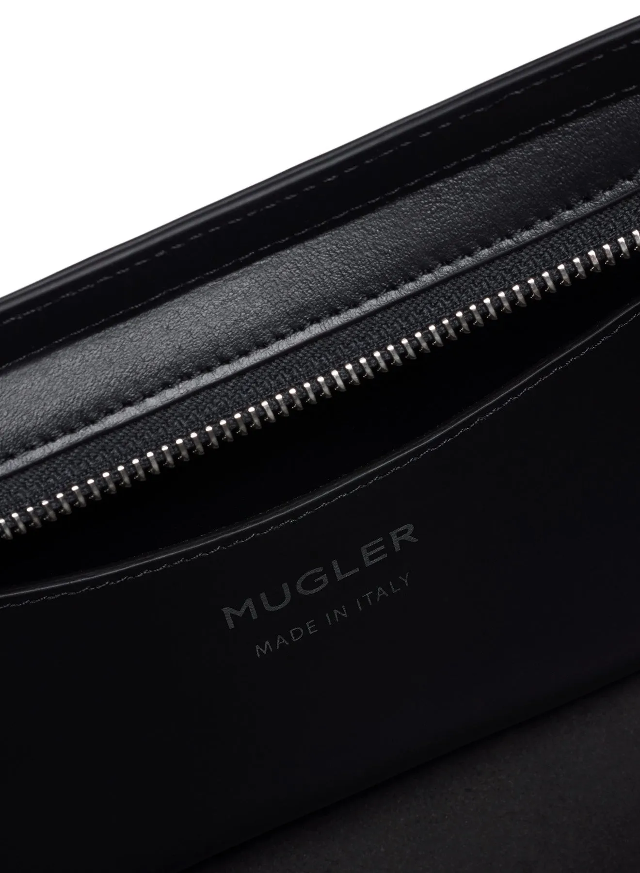 Medium embossed spiral curve 01 bag