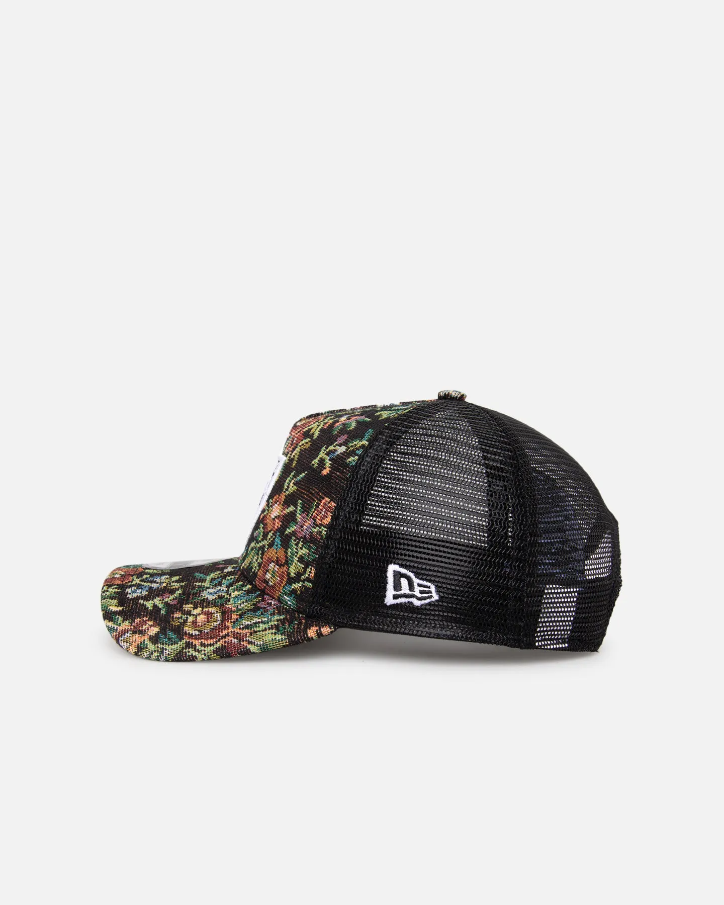 New Era Las Vegas Raiders 'Black Floral Tapestry' 9FORTY A-Frame Trucker Snapback Tapestry