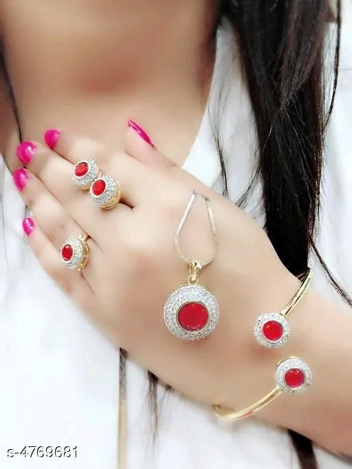 New Stylish Jewellery Set